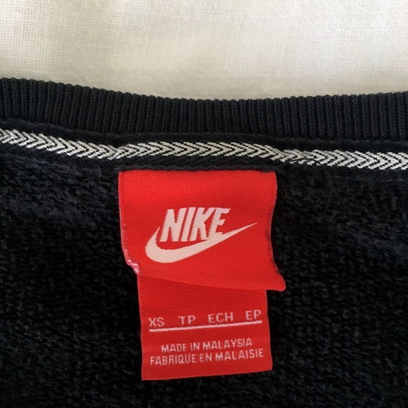 Nike black crewneck - Picture 2 of 2